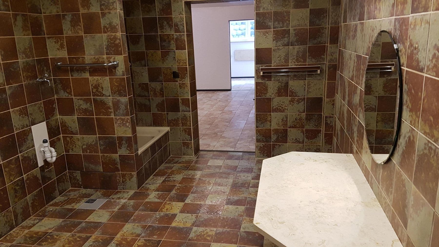 Prenájom bytu 3-izbový 100 m², Böbingen an der Rems, Bádensko-Wurttembersko Prenájom bytu 3-izbový 100 m², Böbingen an der Rems, Bádensko-Wurttembersko