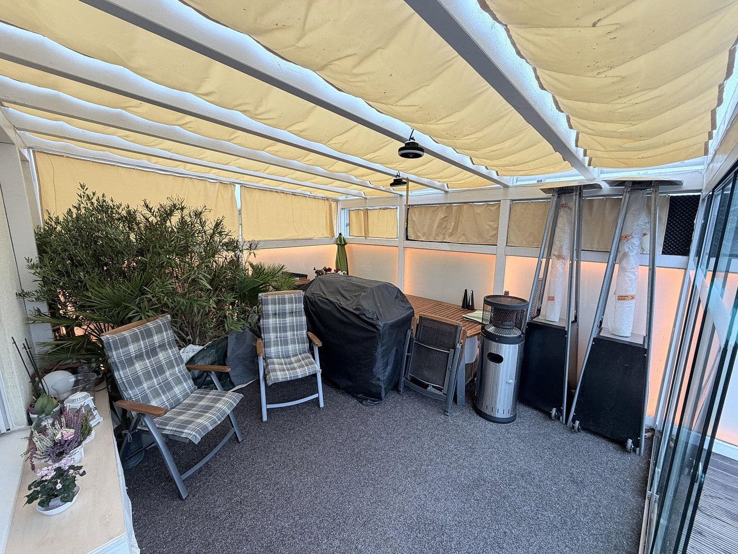 Predaj bytu 3-izbový 74 m², Berlin, Berlín Predaj bytu 3-izbový 74 m², Berlin, Berlín