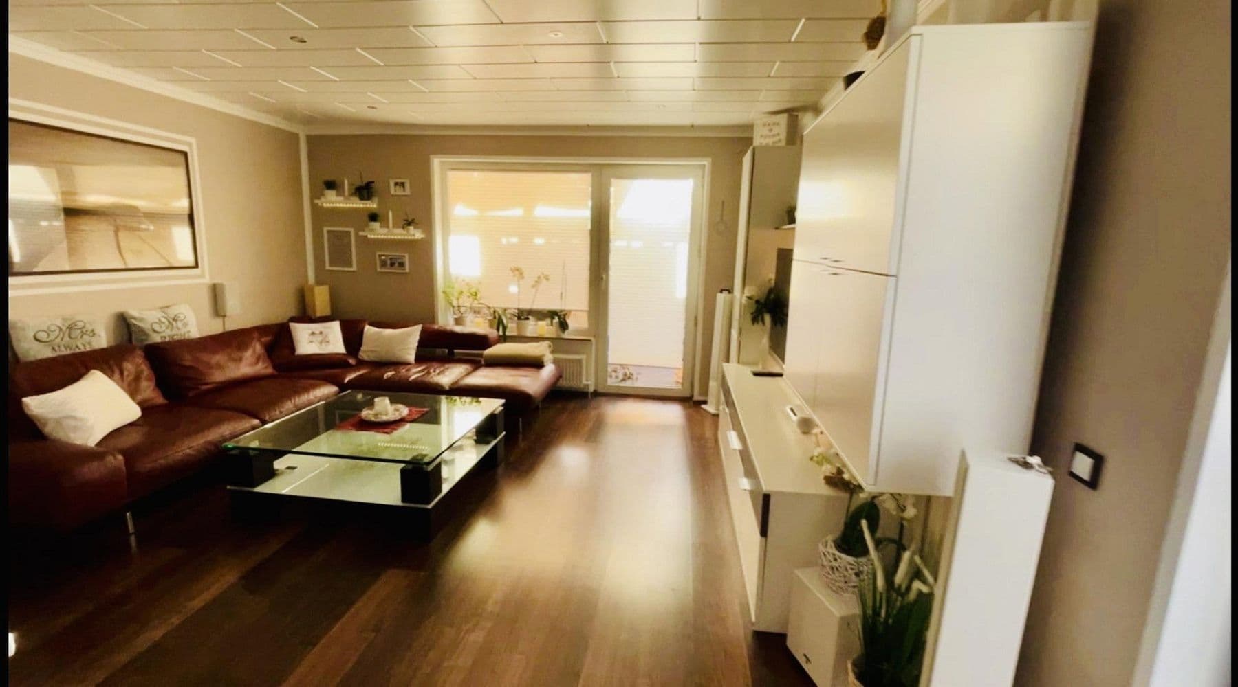 Predaj bytu 3-izbový 74 m², Berlin, Berlín Predaj bytu 3-izbový 74 m², Berlin, Berlín