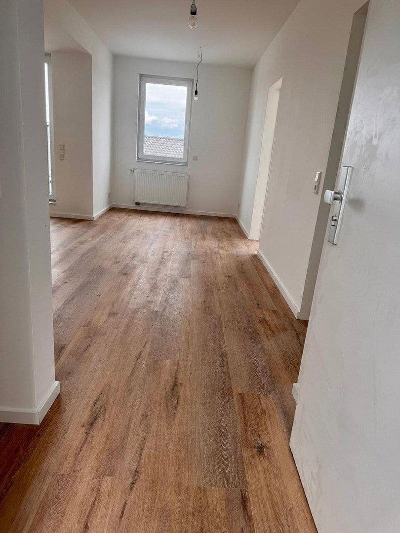 Prenájom bytu 3-izbový 82 m², Offenbach am Main, Hesensko Prenájom bytu 3-izbový 82 m², Offenbach am Main, Hesensko