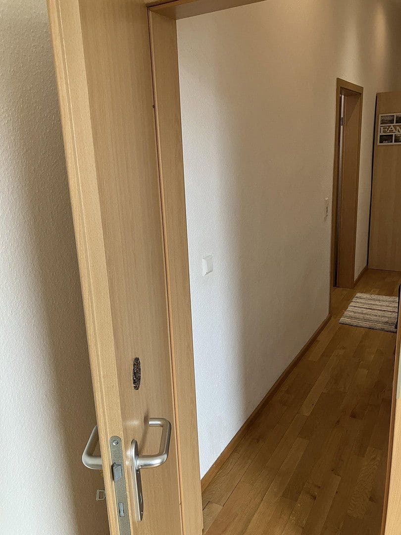Prenájom bytu 3-izbový 65 m², Kaiserallee 31, Karlsruhe, Bádensko-Wurttembersko Prenájom bytu 3-izbový 65 m², Kaiserallee 31, Karlsruhe, Bádensko-Wurttembersko