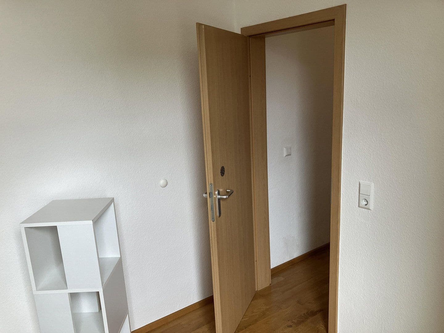 Prenájom bytu 3-izbový 65 m², Kaiserallee 31, Karlsruhe, Bádensko-Wurttembersko Prenájom bytu 3-izbový 65 m², Kaiserallee 31, Karlsruhe, Bádensko-Wurttembersko