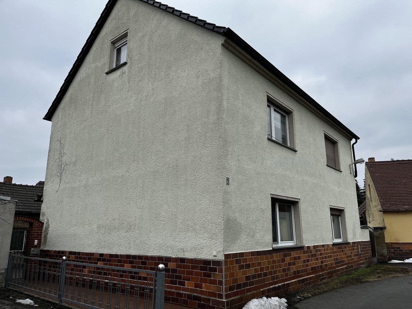 Predaj domu 195 m², pozemek 555 m², Ruhland, Brandenbursko Predaj domu 195 m², pozemek 555 m², Ruhland, Brandenbursko