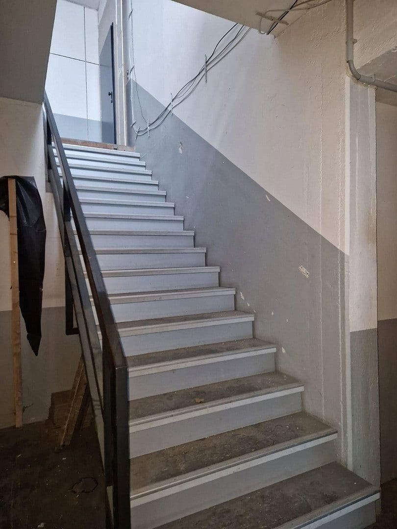 Prenájom nebytového priestoru 1 m², Mittenfeldstr. 6, Göppingen, Bádensko-Wurttembersko Prenájom nebytového priestoru 1 m², Mittenfeldstr. 6, Göppingen, Bádensko-Wurttembersko