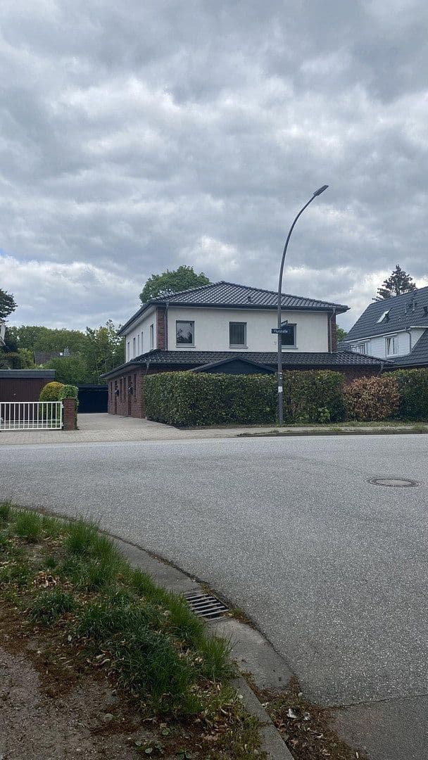 Prenájom bytu 3-izbový 80 m², Hamburg, Hamburg Prenájom bytu 3-izbový 80 m², Hamburg, Hamburg