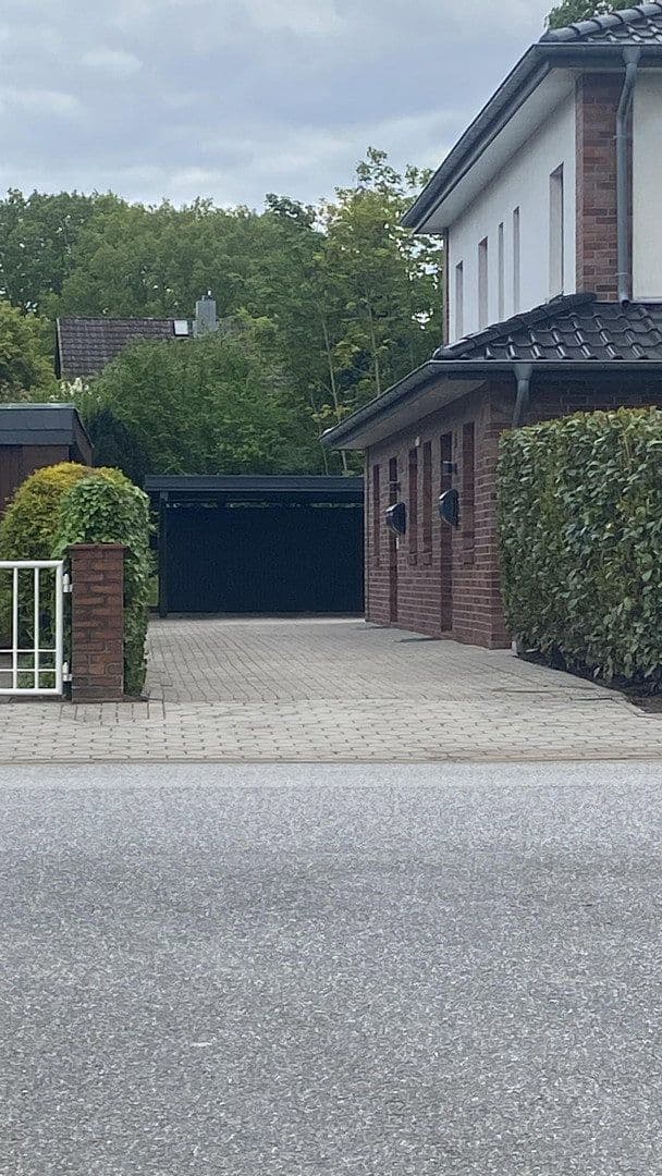 Prenájom bytu 3-izbový 80 m², Hamburg, Hamburg Prenájom bytu 3-izbový 80 m², Hamburg, Hamburg