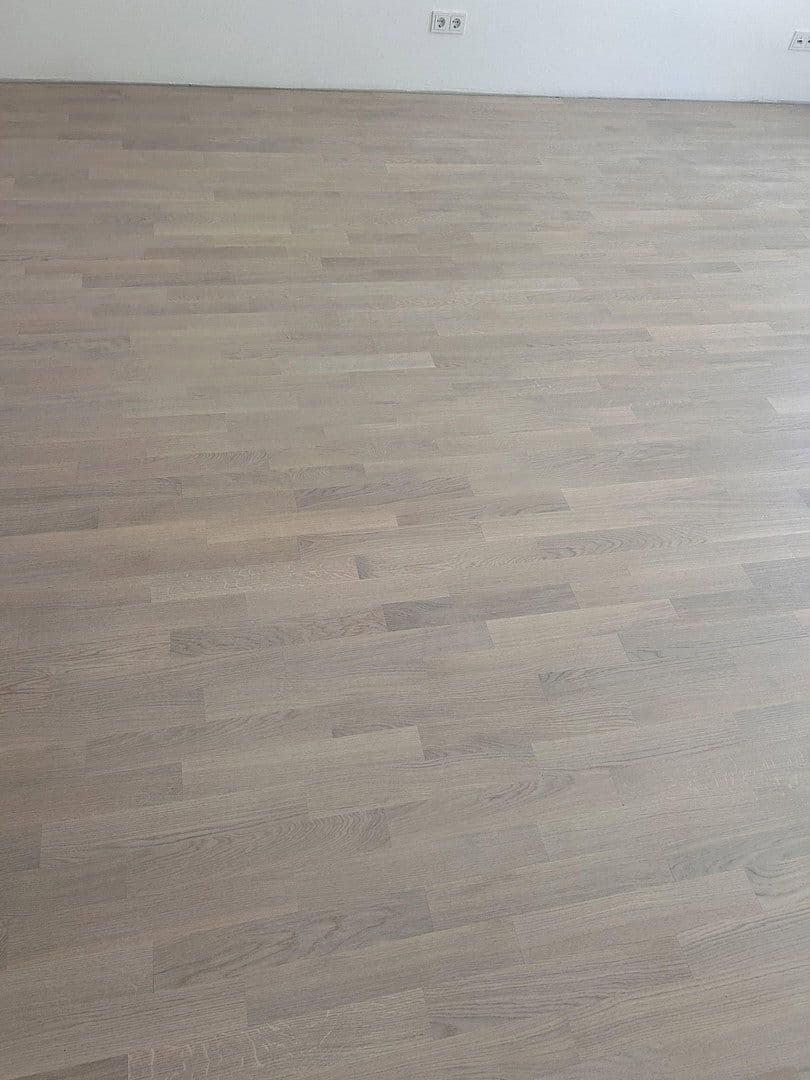 Prenájom bytu 2-izbový 72 m², München, Bavorsko Prenájom bytu 2-izbový 72 m², München, Bavorsko