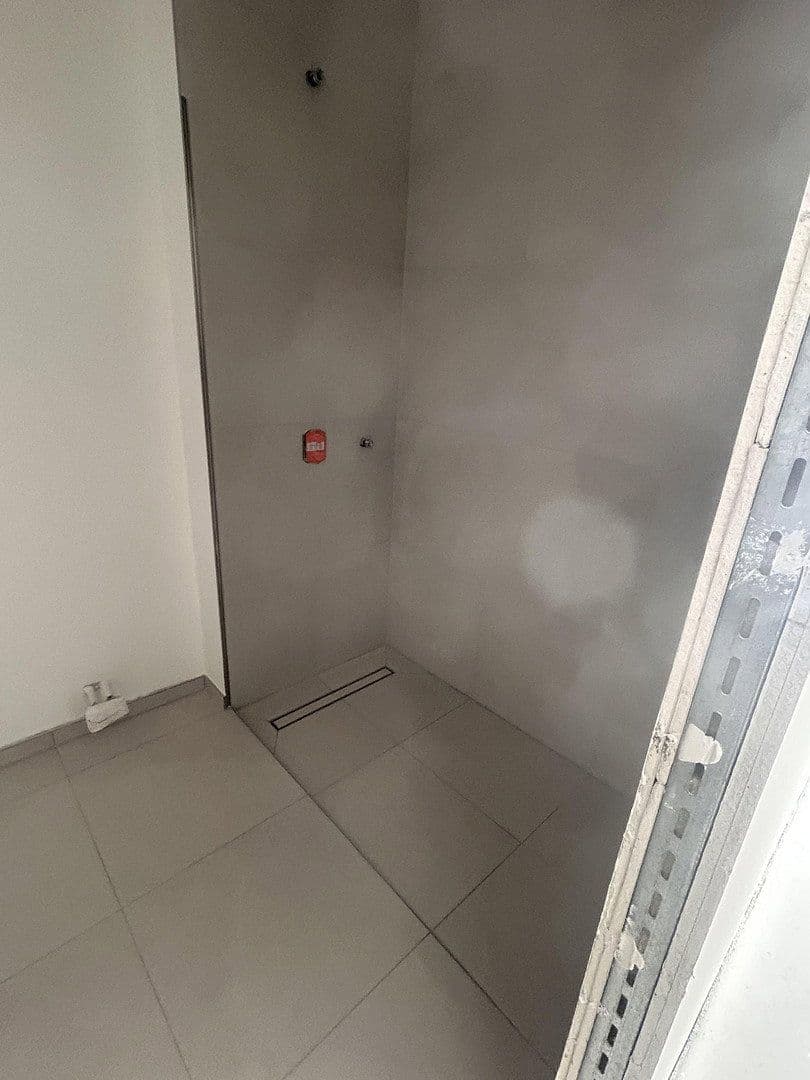 Prenájom bytu 2-izbový 72 m², München, Bavorsko Prenájom bytu 2-izbový 72 m², München, Bavorsko