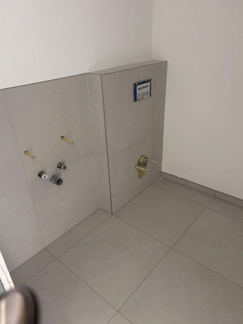 Prenájom bytu 2-izbový 72 m², München, Bavorsko Prenájom bytu 2-izbový 72 m², München, Bavorsko