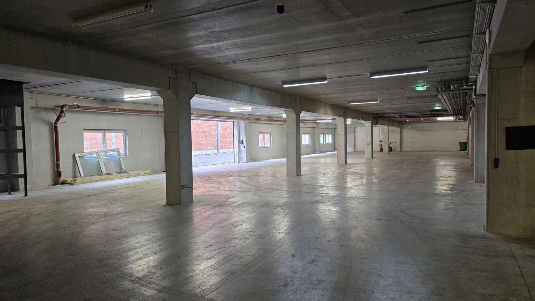 Prenájom nebytového priestoru 1.402 m², Egelseestr. 13, Singen (Hohentwiel), Bádensko-Wurttembersko Prenájom nebytového priestoru 1.402 m², Egelseestr. 13, Singen (Hohentwiel), Bádensko-Wurttembersko