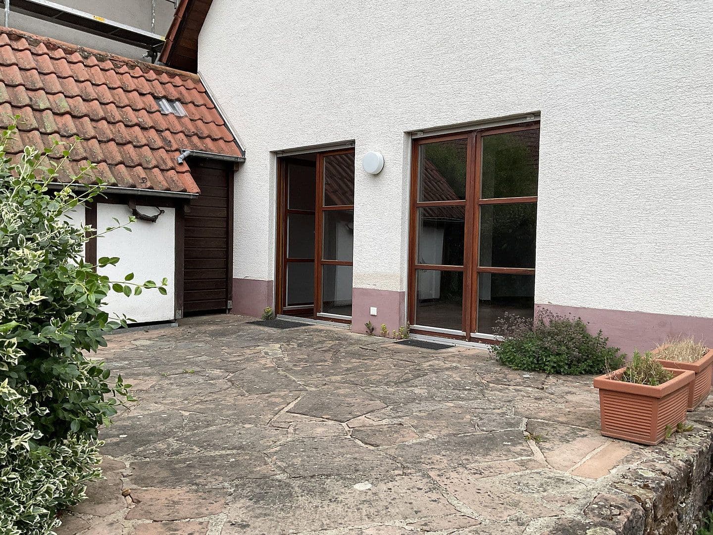 Prenájom bytu 2-izbový 75 m², Kaiserslautern, Porýnie-Falcko Prenájom bytu 2-izbový 75 m², Kaiserslautern, Porýnie-Falcko