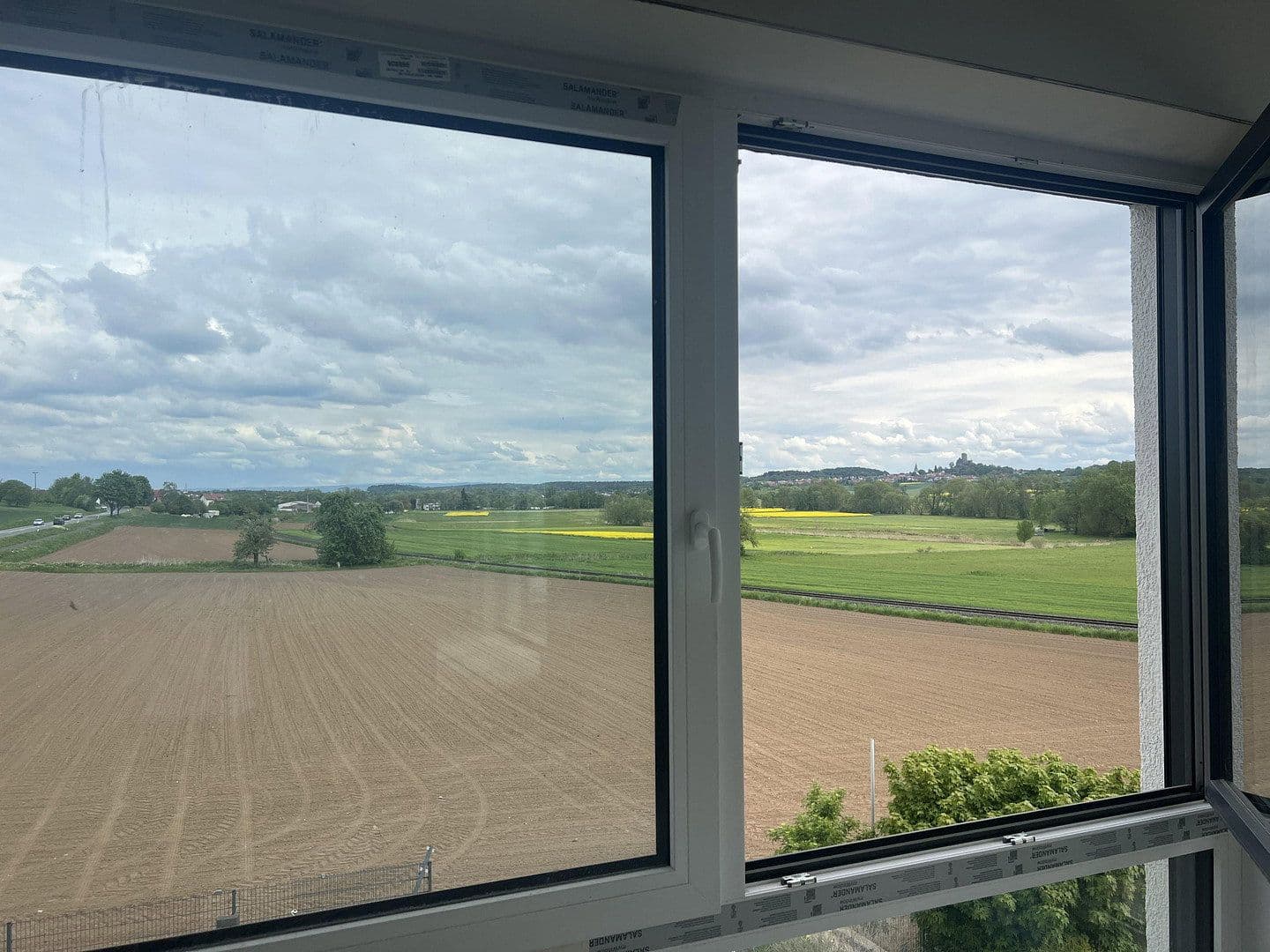 Prenájom kancelárie 110 m², Am Römerhof 16, Münzenberg, Hesensko Prenájom kancelárie 110 m², Am Römerhof 16, Münzenberg, Hesensko
