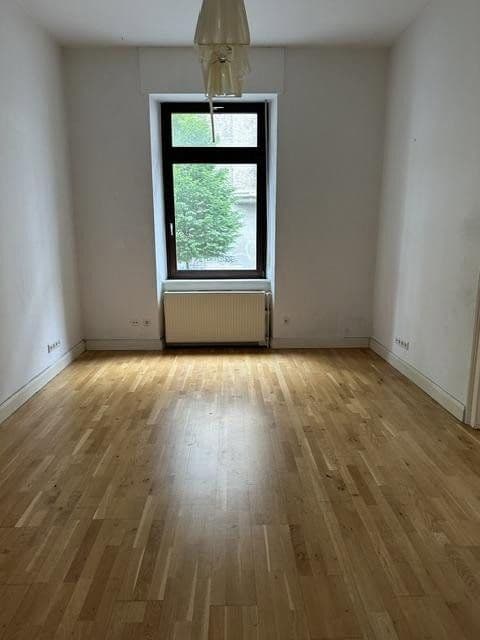 Prenájom bytu 3-izbový 120 m², Wilhelmstrasse, Offenbach, Hesensko Prenájom bytu 3-izbový 120 m², Wilhelmstrasse, Offenbach, Hesensko