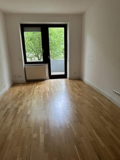 Prenájom bytu 3-izbový 120 m², Wilhelmstrasse, Offenbach, Hesensko Prenájom bytu 3-izbový 120 m², Wilhelmstrasse, Offenbach, Hesensko