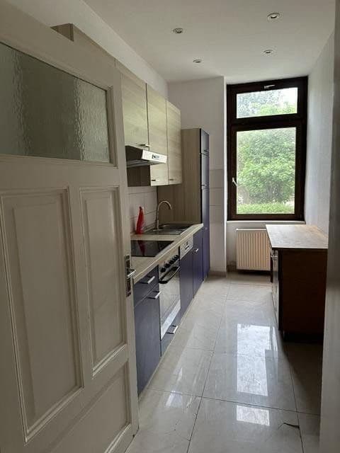 Prenájom bytu 3-izbový 120 m², Wilhelmstrasse, Offenbach, Hesensko Prenájom bytu 3-izbový 120 m², Wilhelmstrasse, Offenbach, Hesensko