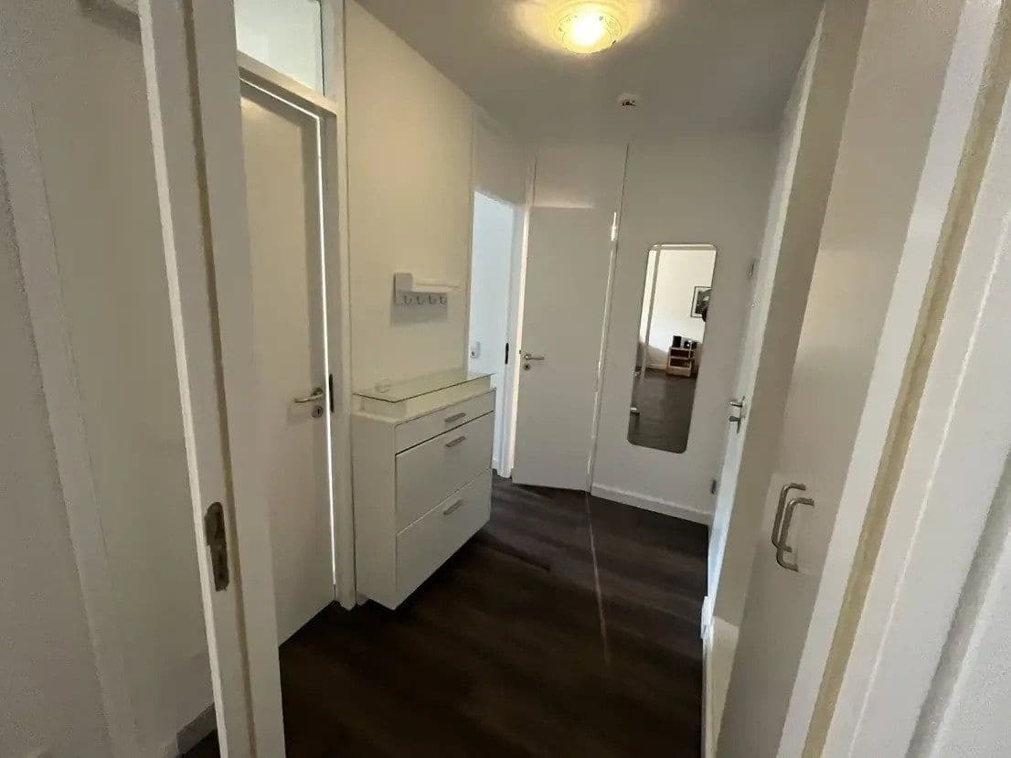 Prenájom bytu 2-izbový 61 m², Berlin, Berlín Prenájom bytu 2-izbový 61 m², Berlin, Berlín
