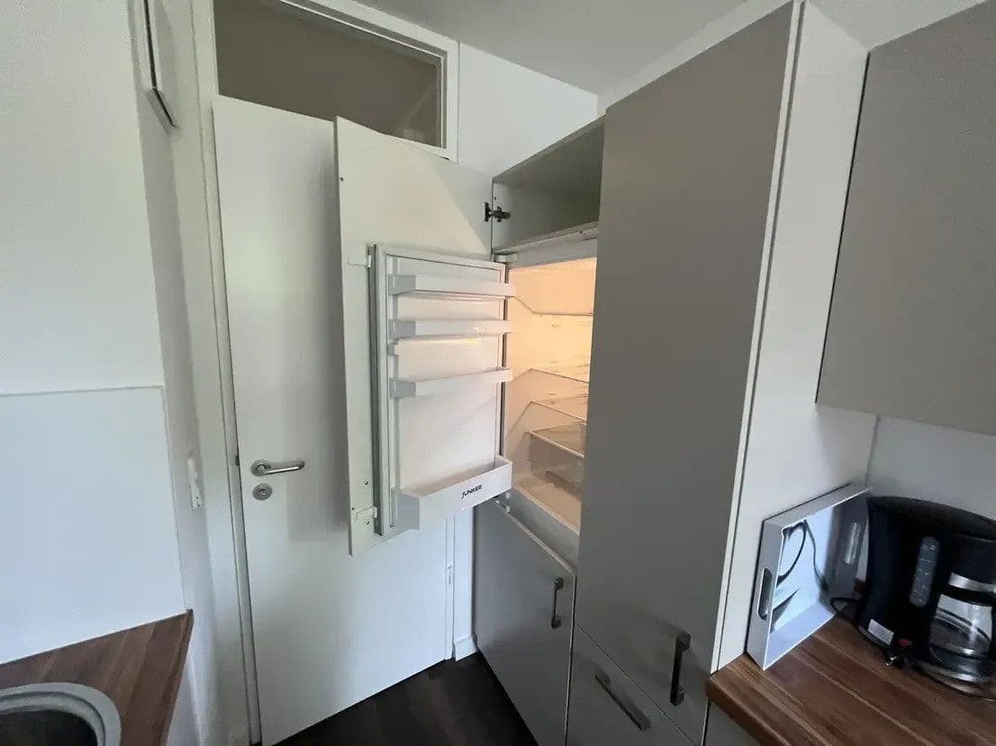 Prenájom bytu 2-izbový 61 m², Berlin, Berlín Prenájom bytu 2-izbový 61 m², Berlin, Berlín