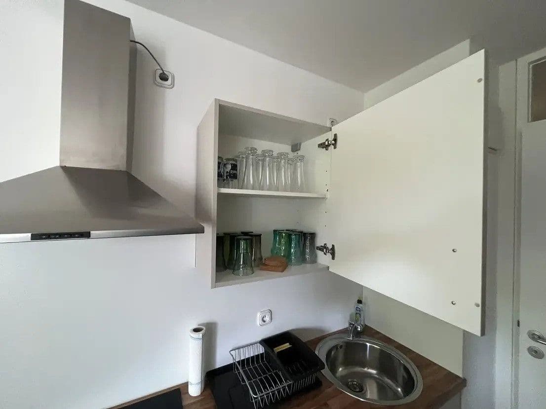 Prenájom bytu 2-izbový 61 m², Berlin, Berlín Prenájom bytu 2-izbový 61 m², Berlin, Berlín