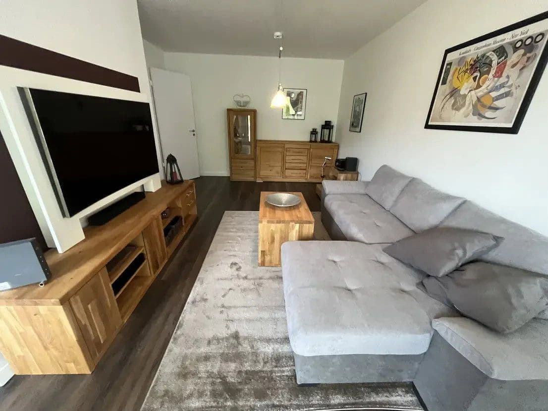 Prenájom bytu 2-izbový 61 m², Berlin, Berlín Prenájom bytu 2-izbový 61 m², Berlin, Berlín