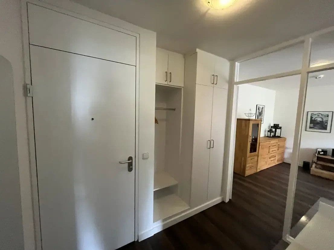 Prenájom bytu 2-izbový 61 m², Berlin, Berlín Prenájom bytu 2-izbový 61 m², Berlin, Berlín