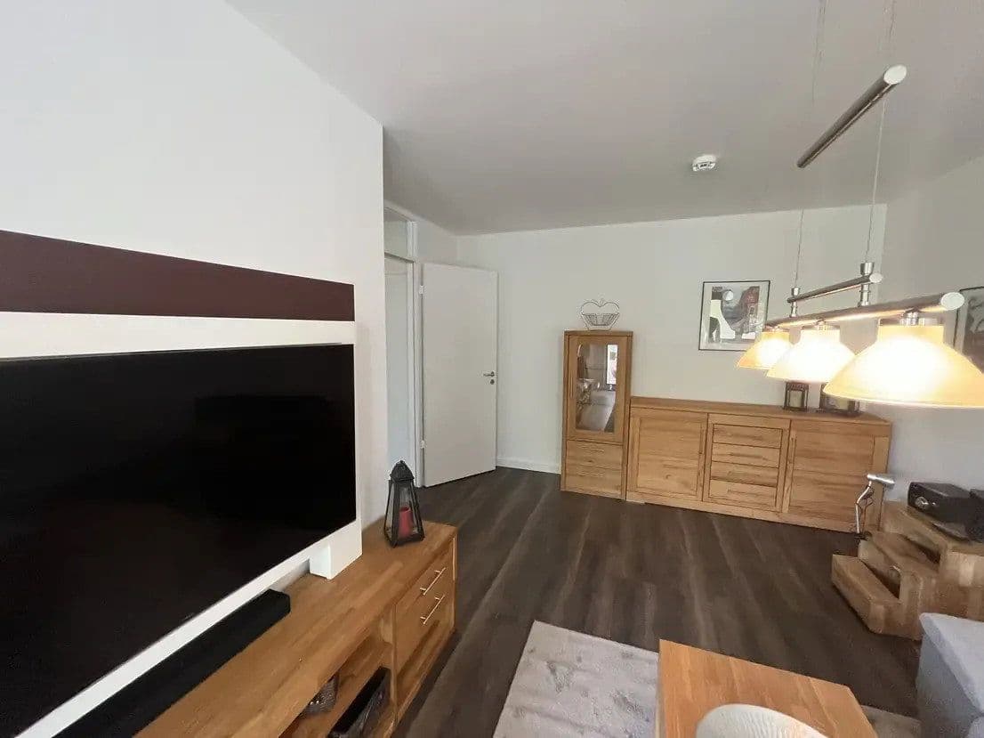 Prenájom bytu 2-izbový 61 m², Berlin, Berlín Prenájom bytu 2-izbový 61 m², Berlin, Berlín