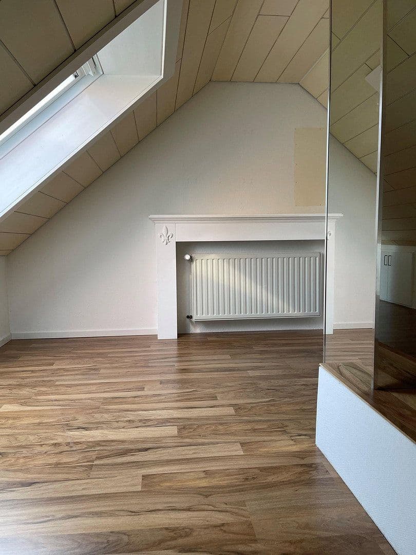 Predaj bytu 3-izbový 74 m², Arndtstr. 11, Schwelm, Severné Porýnie - Westfálsko Predaj bytu 3-izbový 74 m², Arndtstr. 11, Schwelm, Severné Porýnie - Westfálsko