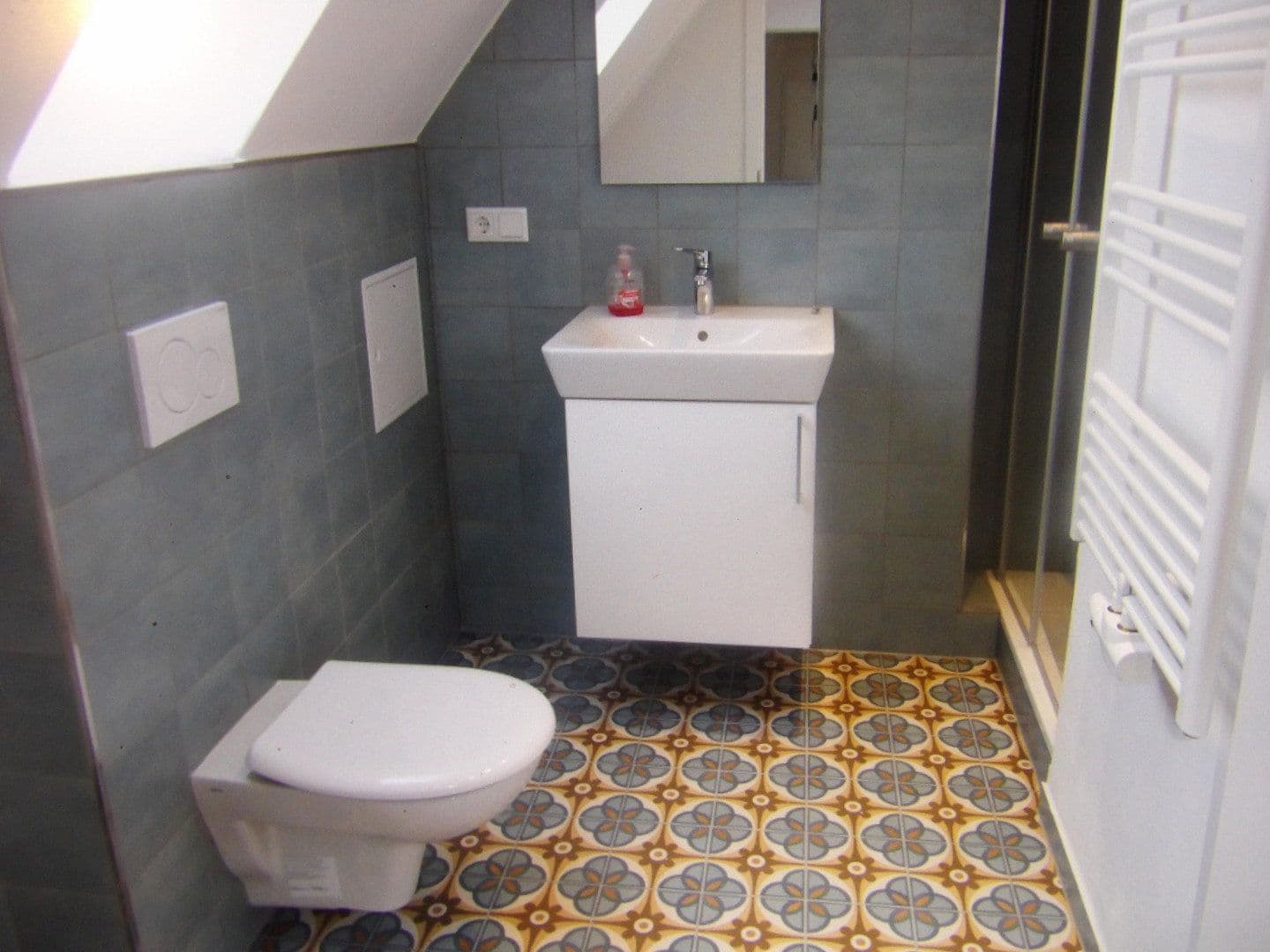 Prenájom bytu 3-izbový 125 m², Lage, Severné Porýnie - Westfálsko Prenájom bytu 3-izbový 125 m², Lage, Severné Porýnie - Westfálsko