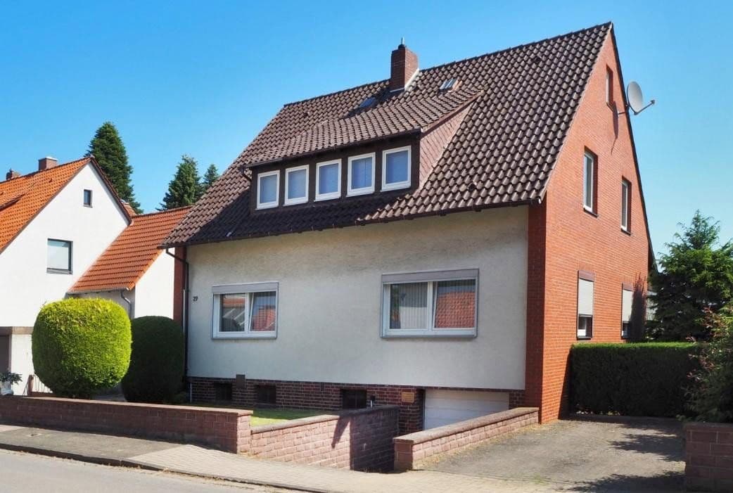 Predaj domu 145 m², pozemek 1.150 m², Tulpenstraße 29, Wennigsen (Deister), Dolné Sasko Predaj domu 145 m², pozemek 1.150 m², Tulpenstraße 29, Wennigsen (Deister), Dolné Sasko