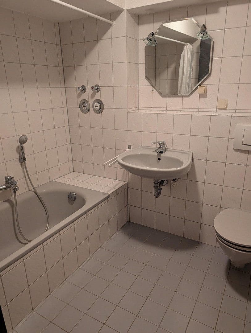 Predaj bytu 2-izbový 53 m², Hockenheim, Bádensko-Wurttembersko Predaj bytu 2-izbový 53 m², Hockenheim, Bádensko-Wurttembersko