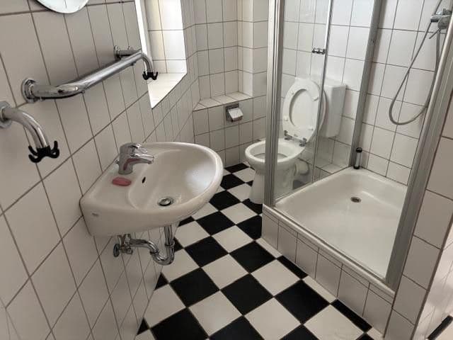 Prenájom bytu 4-izbový 104 m², Hagen, Severné Porýnie - Westfálsko Prenájom bytu 4-izbový 104 m², Hagen, Severné Porýnie - Westfálsko