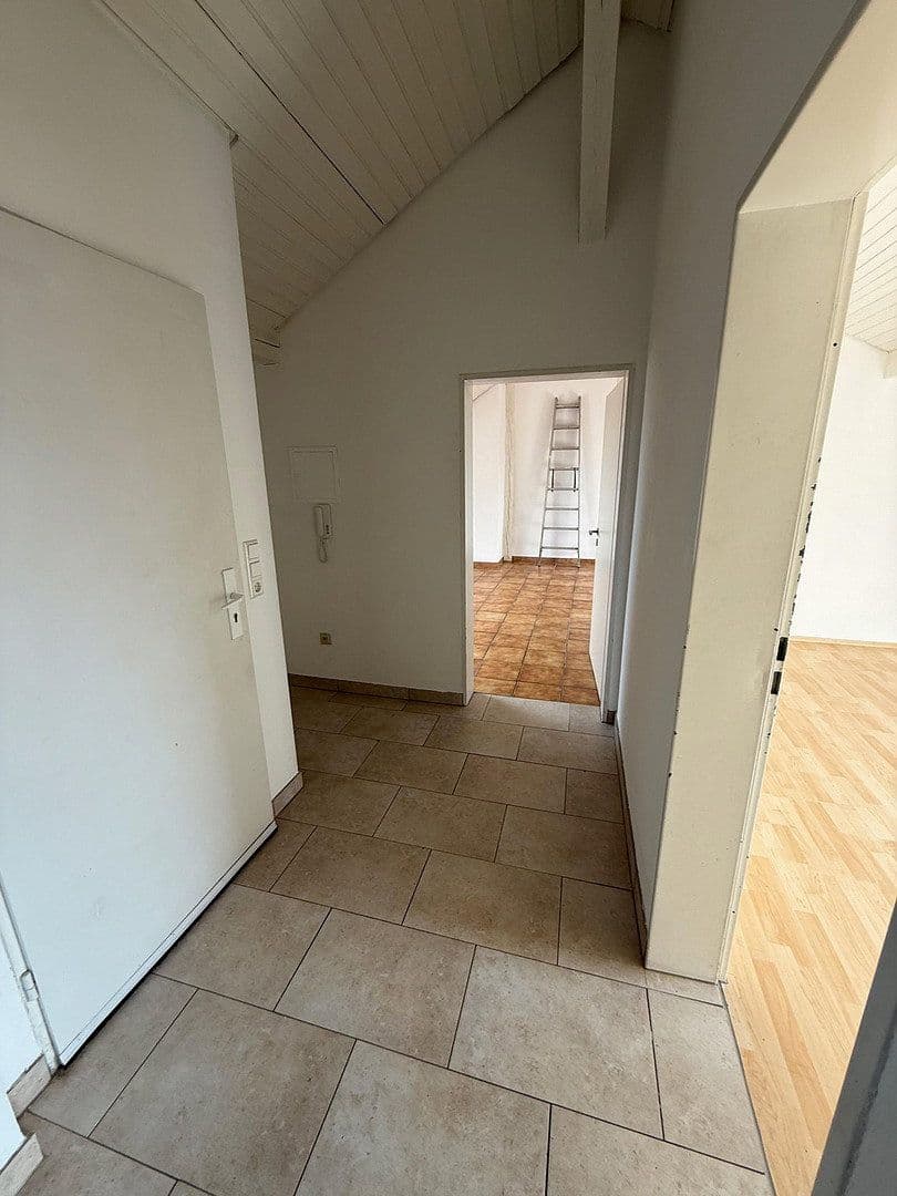Prenájom bytu 2-izbový 68 m², Karlsruhe, Bádensko-Wurttembersko Prenájom bytu 2-izbový 68 m², Karlsruhe, Bádensko-Wurttembersko