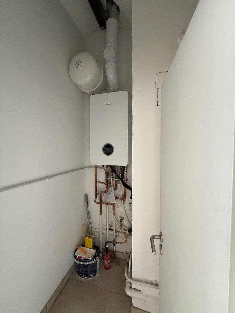 Prenájom bytu 2-izbový 68 m², Karlsruhe, Bádensko-Wurttembersko Prenájom bytu 2-izbový 68 m², Karlsruhe, Bádensko-Wurttembersko