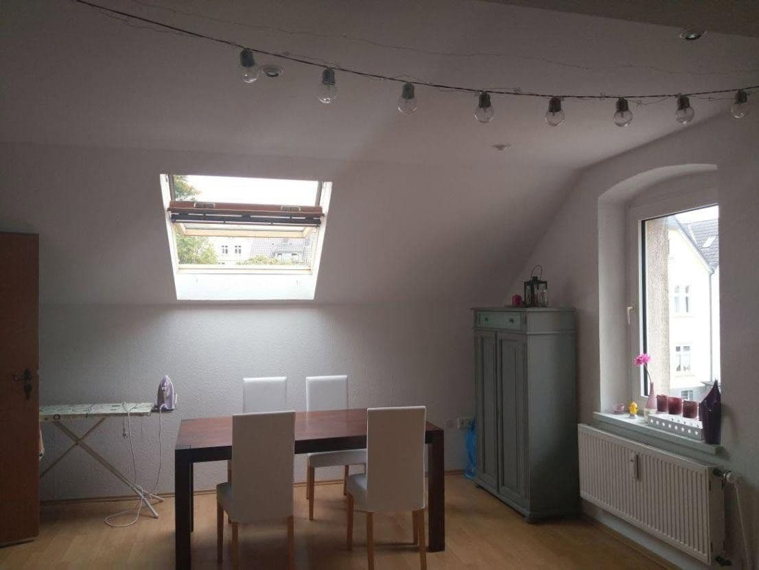 Prenájom bytu 2-izbový 80 m², Bochum, Severné Porýnie - Westfálsko Prenájom bytu 2-izbový 80 m², Bochum, Severné Porýnie - Westfálsko