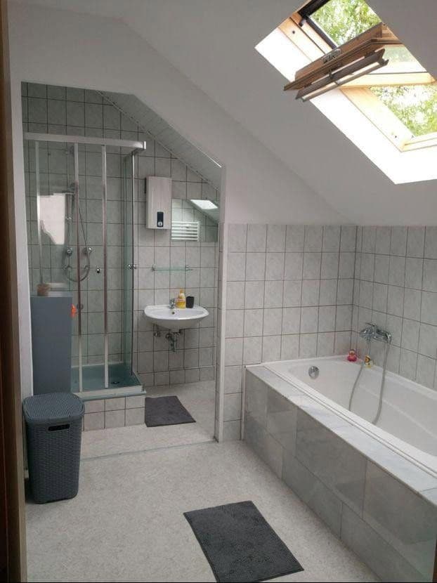 Prenájom bytu 2-izbový 80 m², Bochum, Severné Porýnie - Westfálsko Prenájom bytu 2-izbový 80 m², Bochum, Severné Porýnie - Westfálsko
