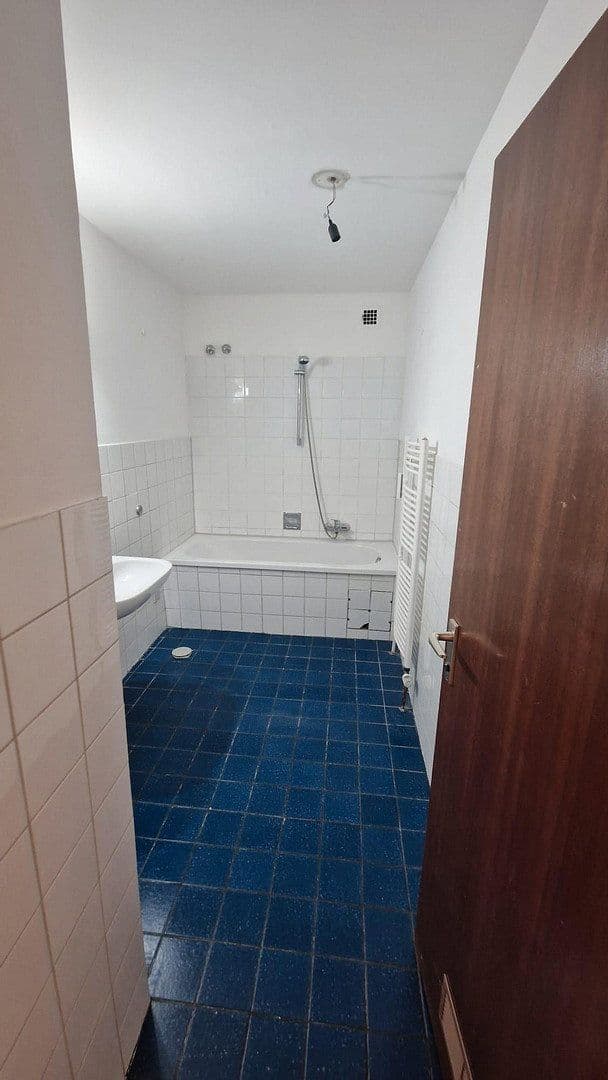 Prenájom bytu 3-izbový 75 m², Fürther Straße 3, Zirndorf, Bavorsko Prenájom bytu 3-izbový 75 m², Fürther Straße 3, Zirndorf, Bavorsko