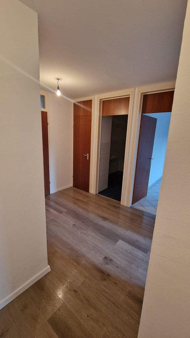 Prenájom bytu 3-izbový 75 m², Fürther Straße 3, Zirndorf, Bavorsko Prenájom bytu 3-izbový 75 m², Fürther Straße 3, Zirndorf, Bavorsko
