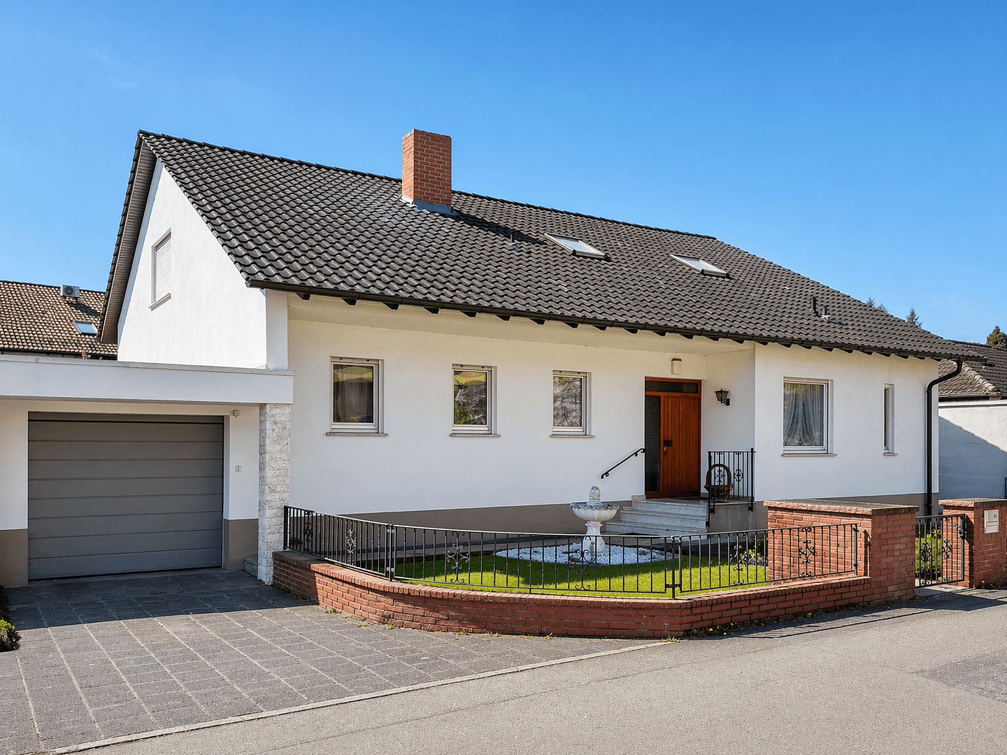 Predaj domu 213 m², pozemek 657 m², Speyer, Porýnie-Falcko Predaj domu 213 m², pozemek 657 m², Speyer, Porýnie-Falcko