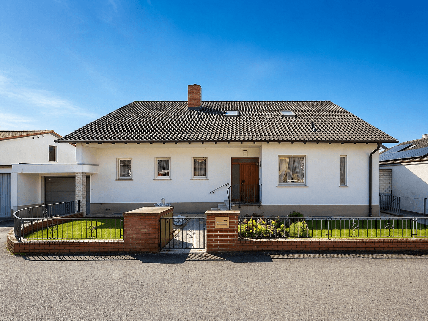 Predaj domu 213 m², pozemek 657 m², Speyer, Porýnie-Falcko Predaj domu 213 m², pozemek 657 m², Speyer, Porýnie-Falcko