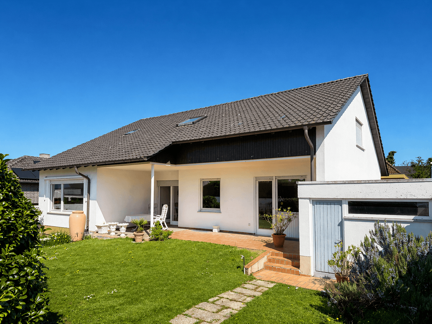 Predaj domu 213 m², pozemek 657 m², Speyer, Porýnie-Falcko Predaj domu 213 m², pozemek 657 m², Speyer, Porýnie-Falcko