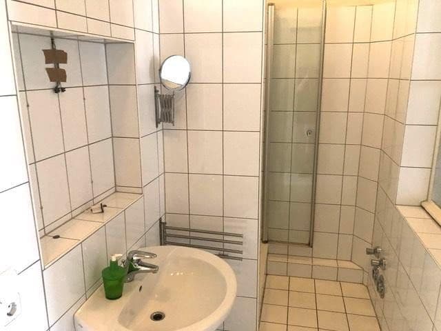 Predaj domu 325 m², pozemek 526 m², Uerdinger Str. 341, Krefld-Bockum, Severné Porýnie - Westfálsko Predaj domu 325 m², pozemek 526 m², Uerdinger Str. 341, Krefld-Bockum, Severné Porýnie - Westfálsko
