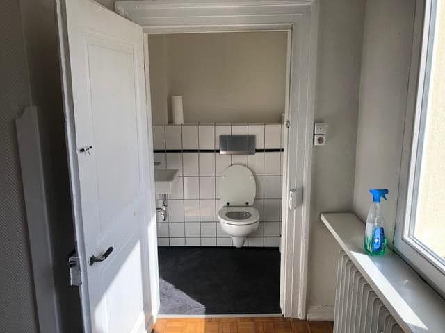 Predaj domu 325 m², pozemek 526 m², Uerdinger Str. 341, Krefld-Bockum, Severné Porýnie - Westfálsko Predaj domu 325 m², pozemek 526 m², Uerdinger Str. 341, Krefld-Bockum, Severné Porýnie - Westfálsko