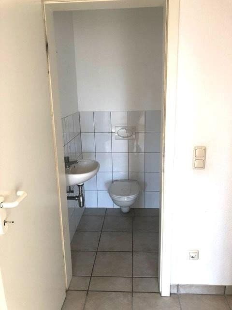 Predaj domu 325 m², pozemek 526 m², Uerdinger Str. 341, Krefld-Bockum, Severné Porýnie - Westfálsko Predaj domu 325 m², pozemek 526 m², Uerdinger Str. 341, Krefld-Bockum, Severné Porýnie - Westfálsko