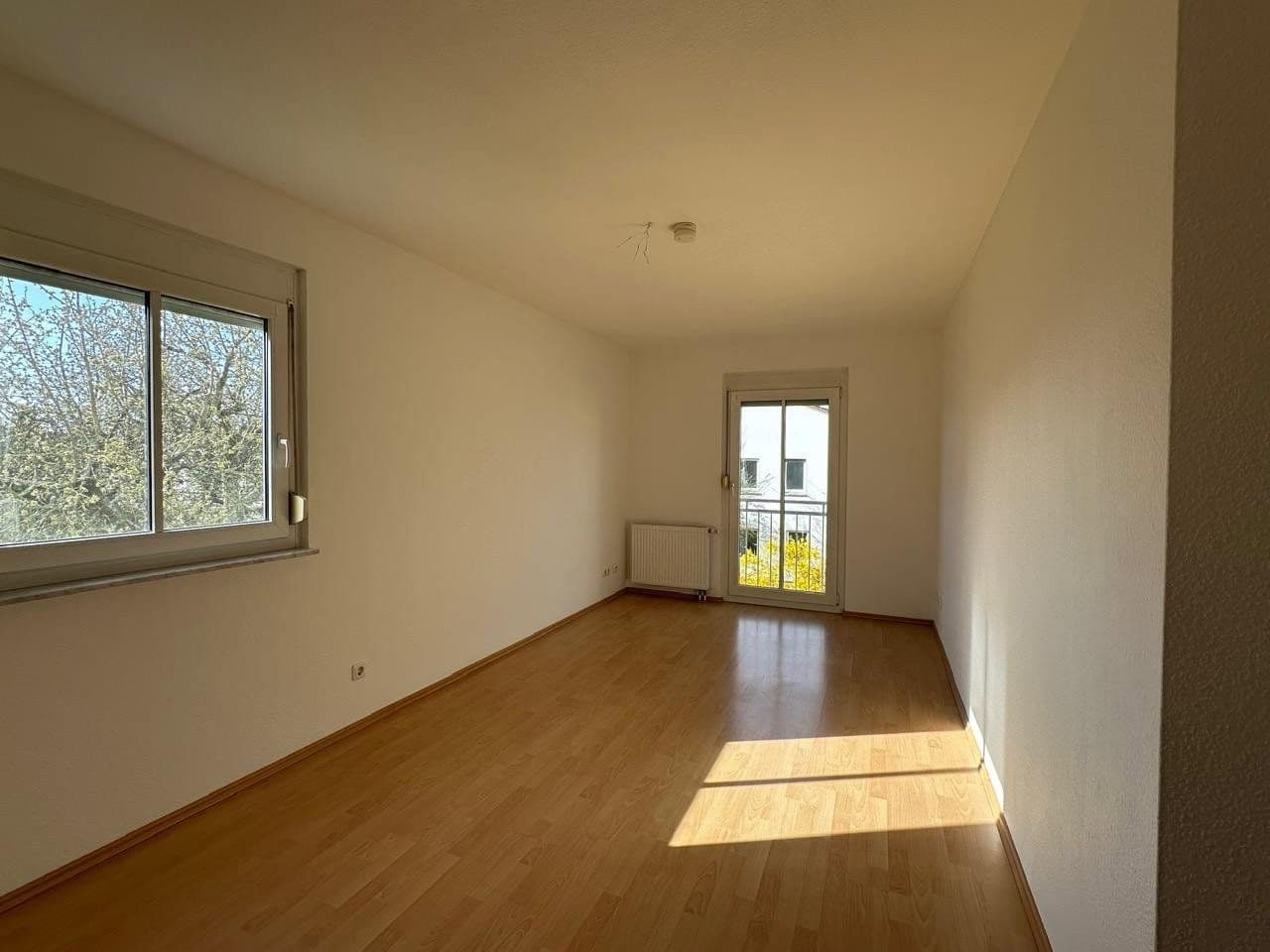 Predaj domu 161 m², pozemek 323 m², Eschborn, Hesensko Predaj domu 161 m², pozemek 323 m², Eschborn, Hesensko