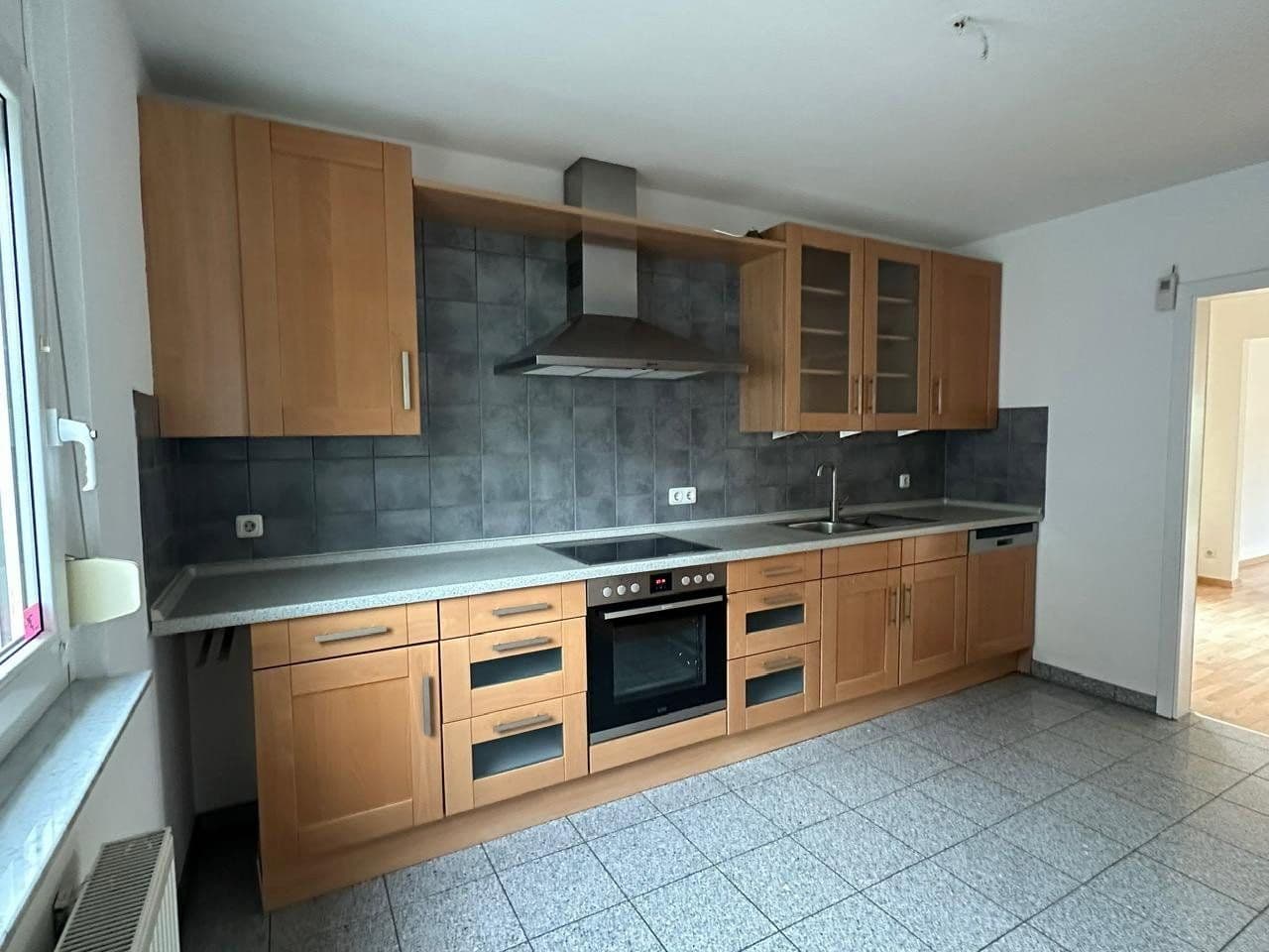Predaj domu 161 m², pozemek 323 m², Eschborn, Hesensko Predaj domu 161 m², pozemek 323 m², Eschborn, Hesensko