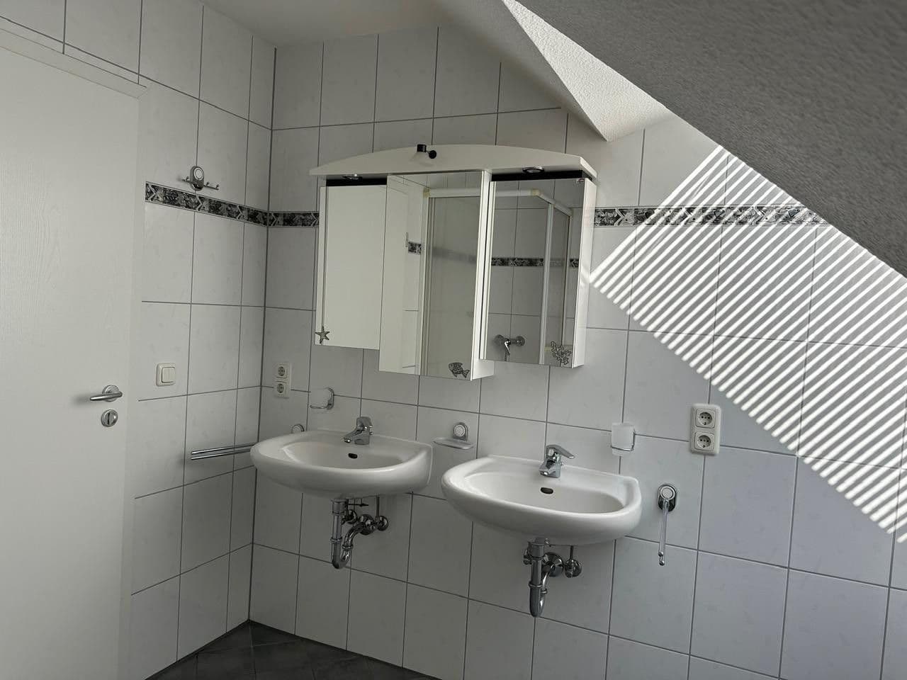 Predaj domu 161 m², pozemek 323 m², Eschborn, Hesensko Predaj domu 161 m², pozemek 323 m², Eschborn, Hesensko
