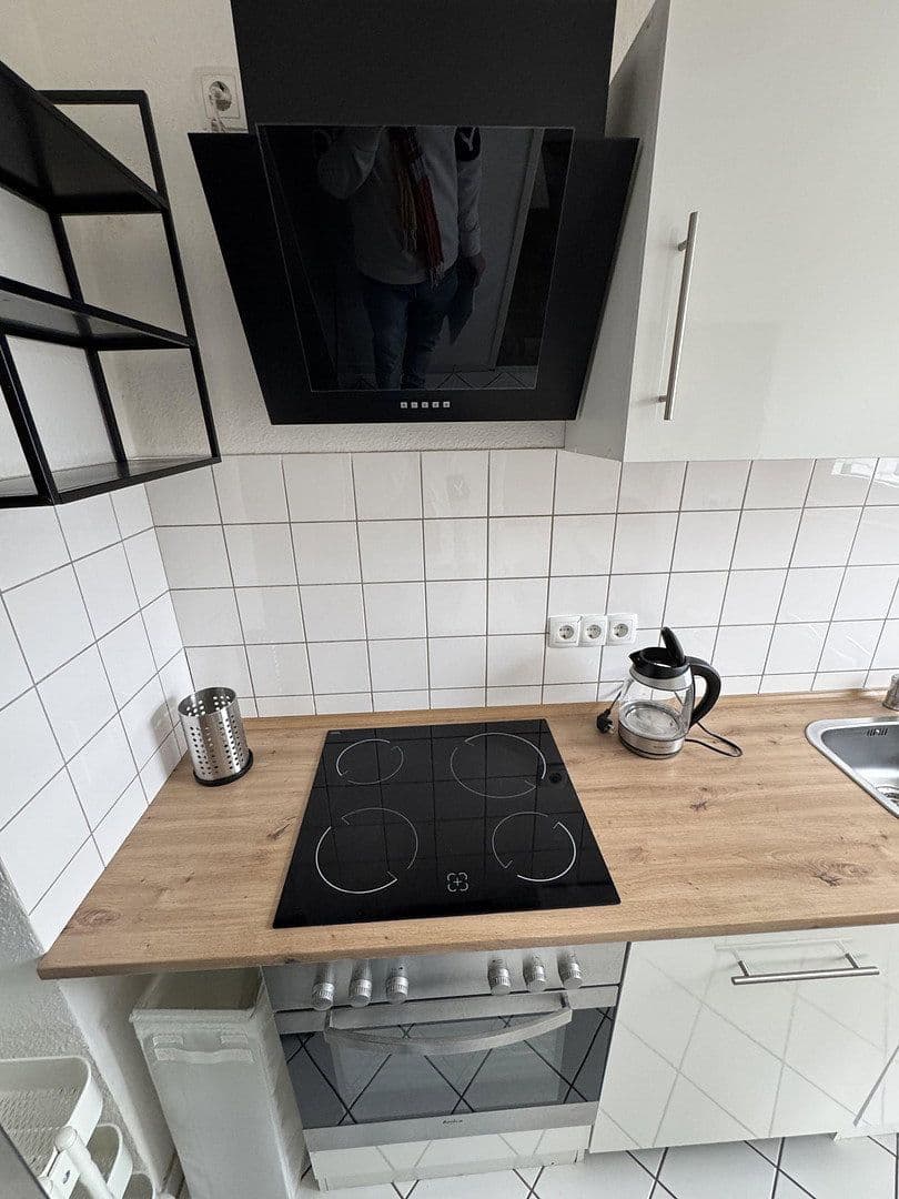 Prenájom bytu 2-izbový 41 m², Schmittener Str. 1, Frankfurt am Main, Hesensko Prenájom bytu 2-izbový 41 m², Schmittener Str. 1, Frankfurt am Main, Hesensko