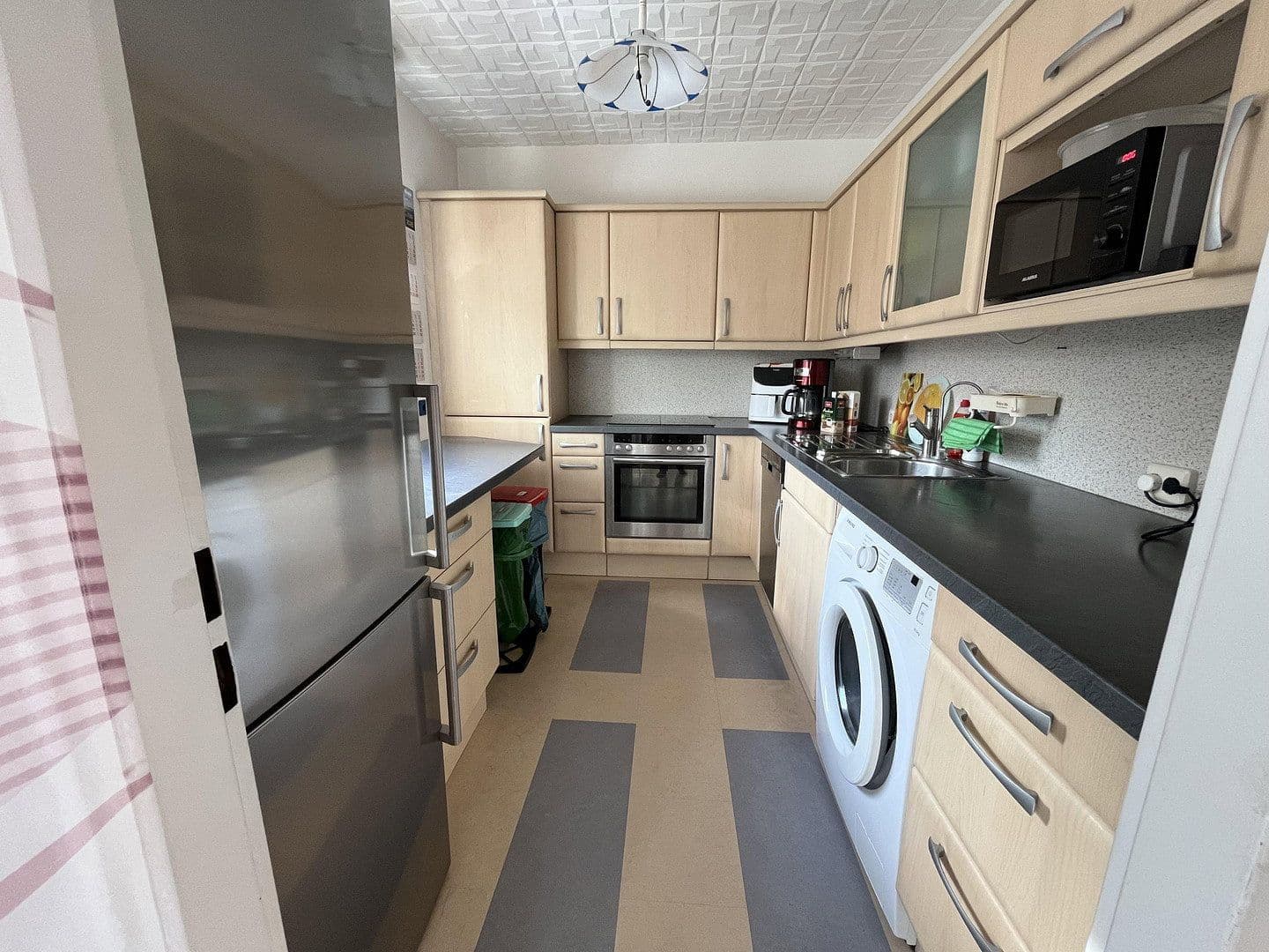 Prenájom bytu 4-izbový 88 m², Große Pranke, Hannover, Dolné Sasko Prenájom bytu 4-izbový 88 m², Große Pranke, Hannover, Dolné Sasko