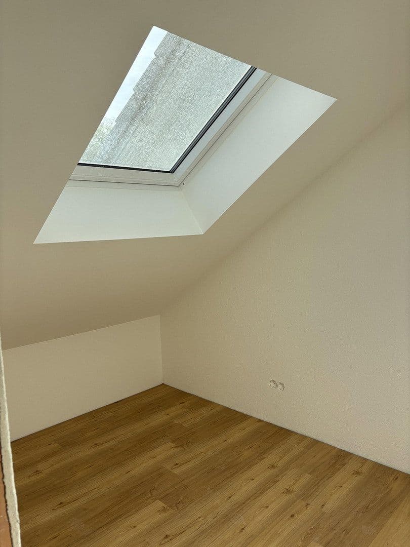 Prenájom domu 138 m², pozemek 240 m², Illertissen, Bavorsko Prenájom domu 138 m², pozemek 240 m², Illertissen, Bavorsko
