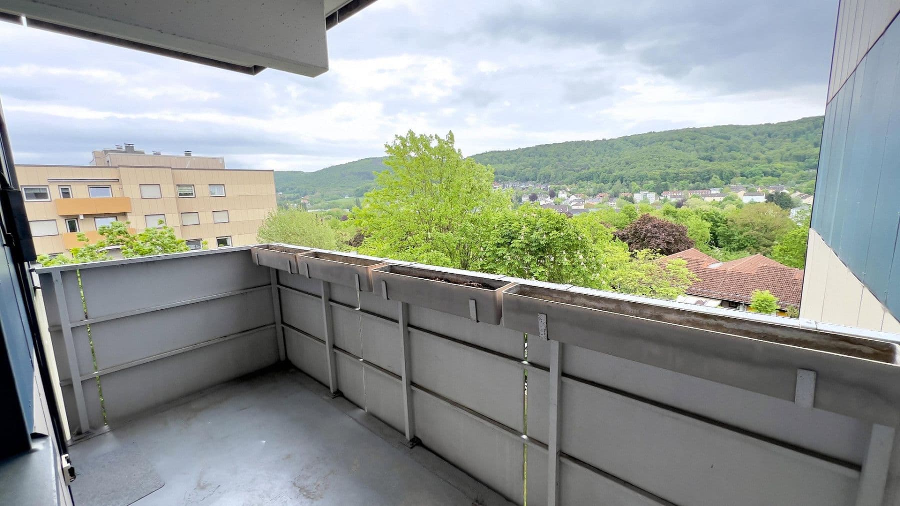 Prenájom bytu 3-izbový 81 m², Burbecker Str., Gevelsberg, Severné Porýnie - Westfálsko Prenájom bytu 3-izbový 81 m², Burbecker Str., Gevelsberg, Severné Porýnie - Westfálsko