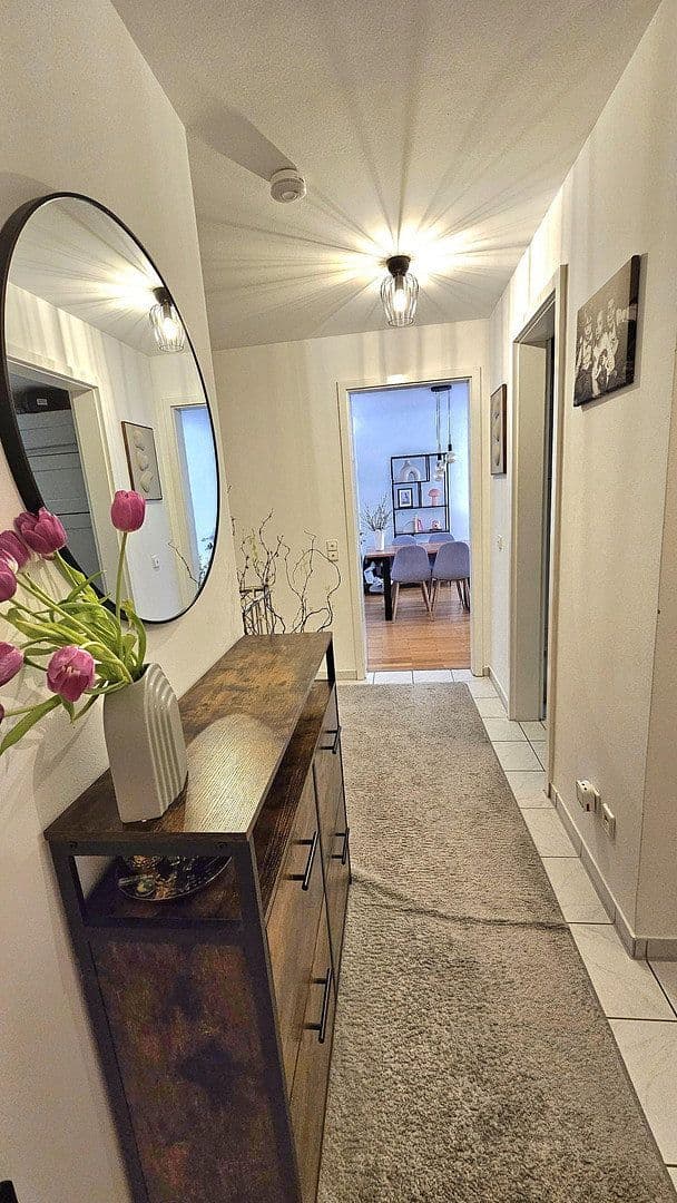 Prenájom bytu 3-izbový 83 m², Türkenstrasse 29c, München, Bavorsko Prenájom bytu 3-izbový 83 m², Türkenstrasse 29c, München, Bavorsko